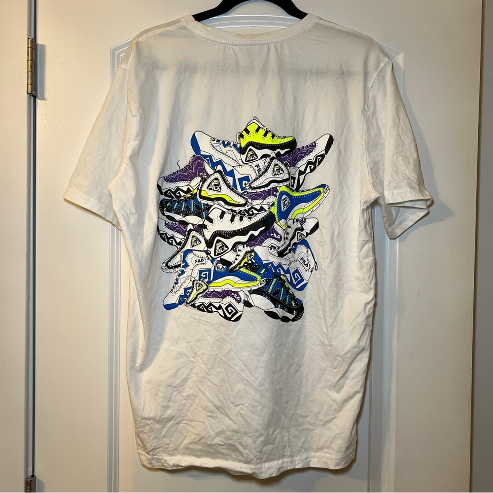 Fila Vintage 90’s Grant Hill Shoe Graphic T Shirt Adult XL White